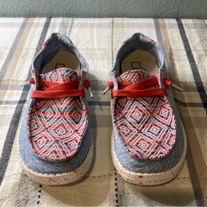 Hey Dude Wendy Playa Fiesta Rojo Aztec Loafers Women’s Size 8